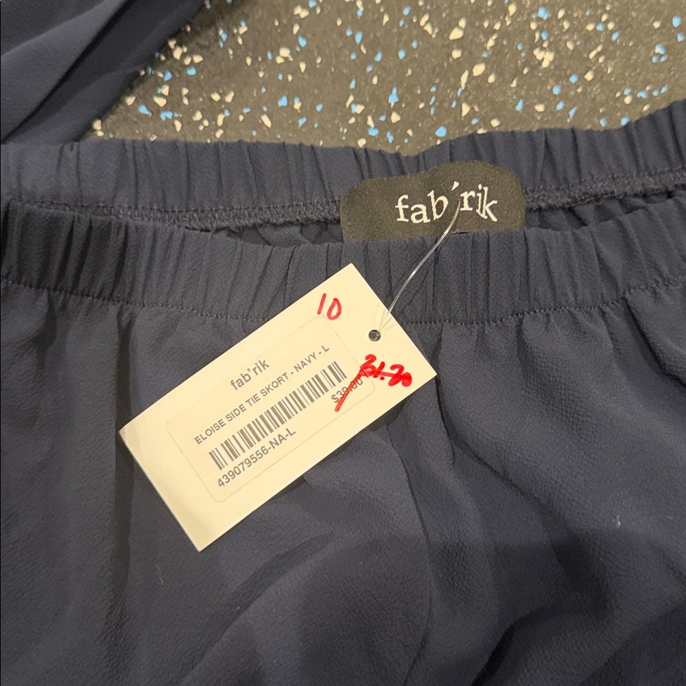 Fabrik Eloise Side Tie Skort Navy Women's L NWT - Picture 5 of 5